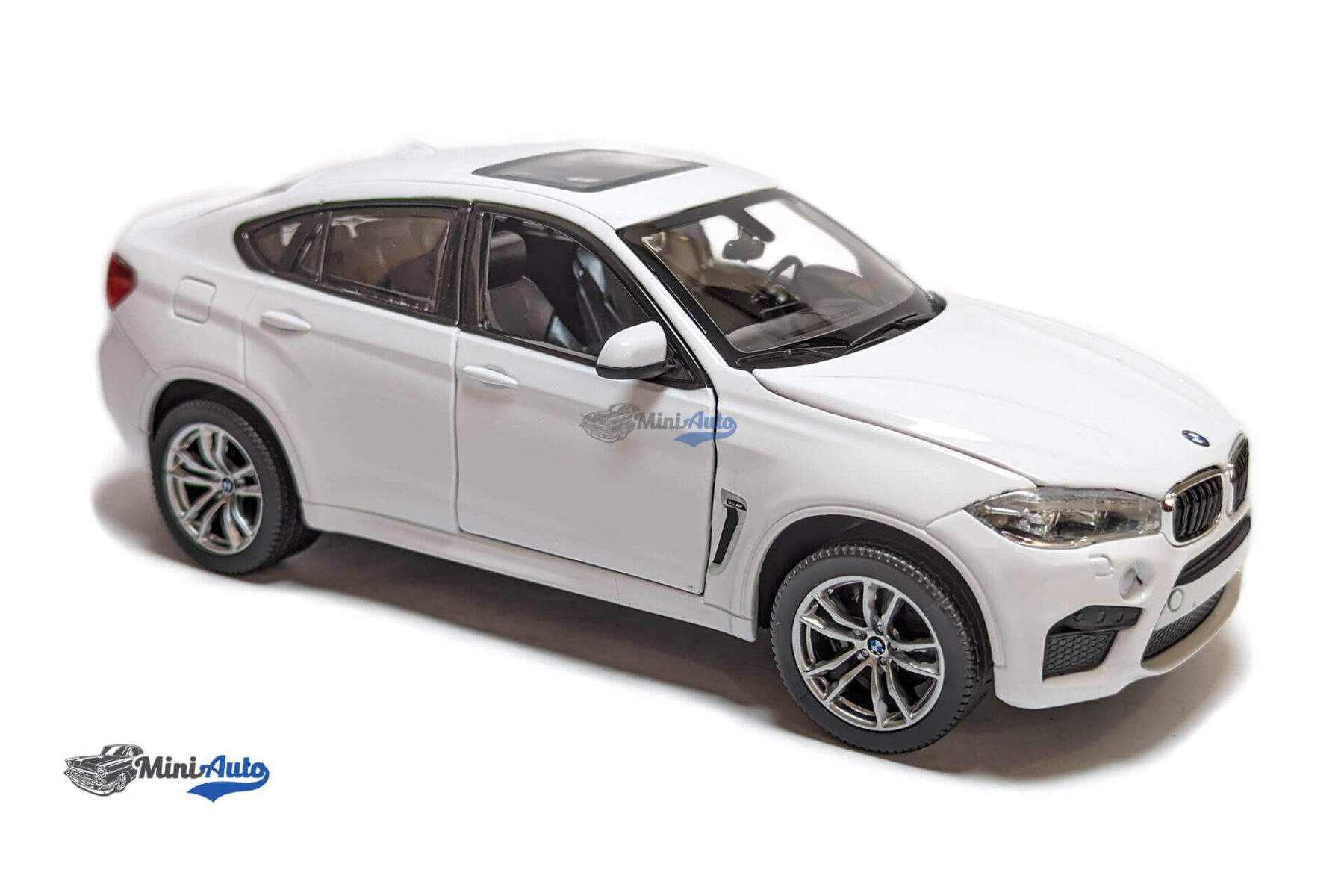 BMW X6M - 2016 - White - Image 7