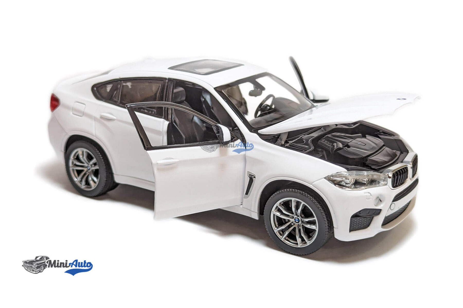 BMW X6M - 2016 - White - Image 3