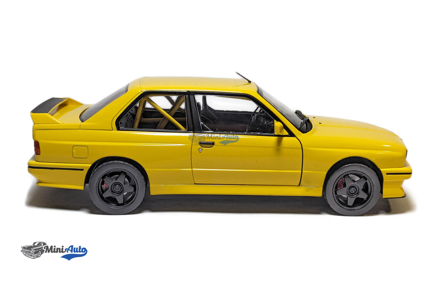BMW E30 M3 – Street Fighter – 1990 - Yellow - Image 11