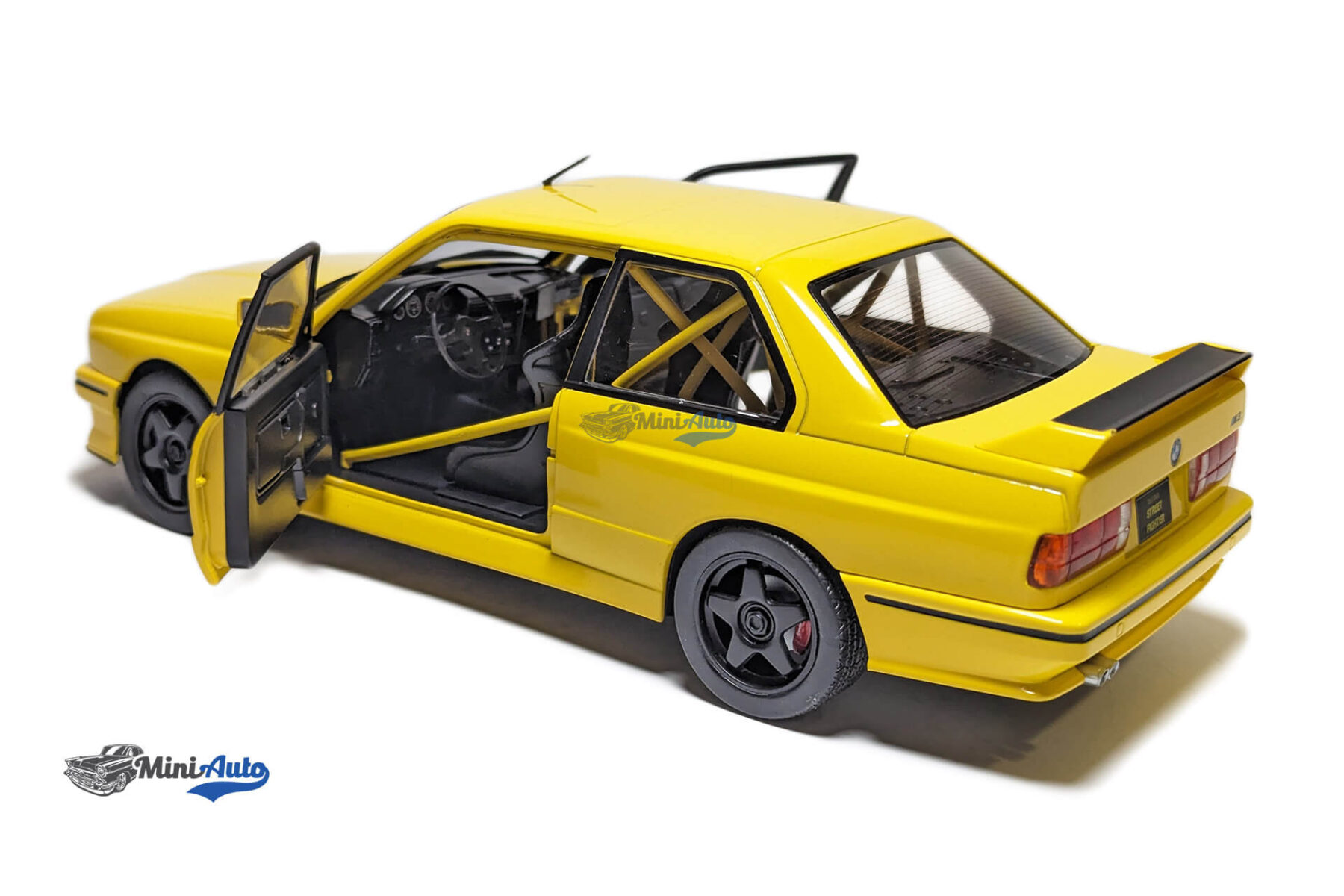 BMW E30 M3 – Street Fighter – 1990 - Yellow - Image 5