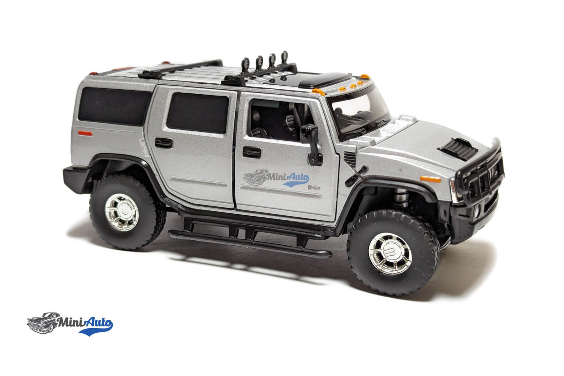 TAY32160011---Hummer-H2----2003---Silver_2 Hummer H2 - 2003 - Silver - Image 6