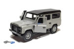 Land Rover Defender 110 - 2012 - Silver - 1/36 - Image 2