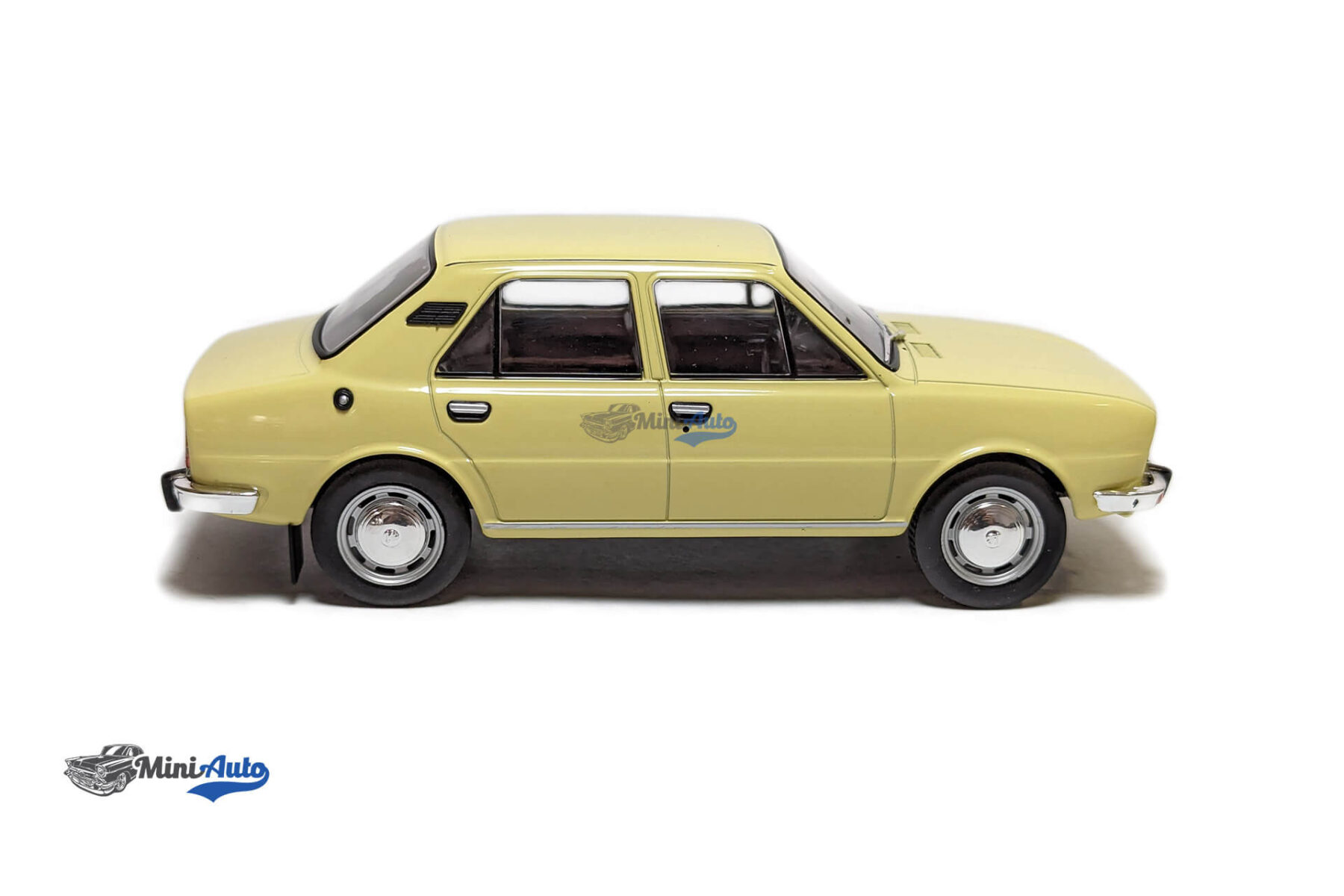 Skoda 105L - 1976 - Yellow - Image 3