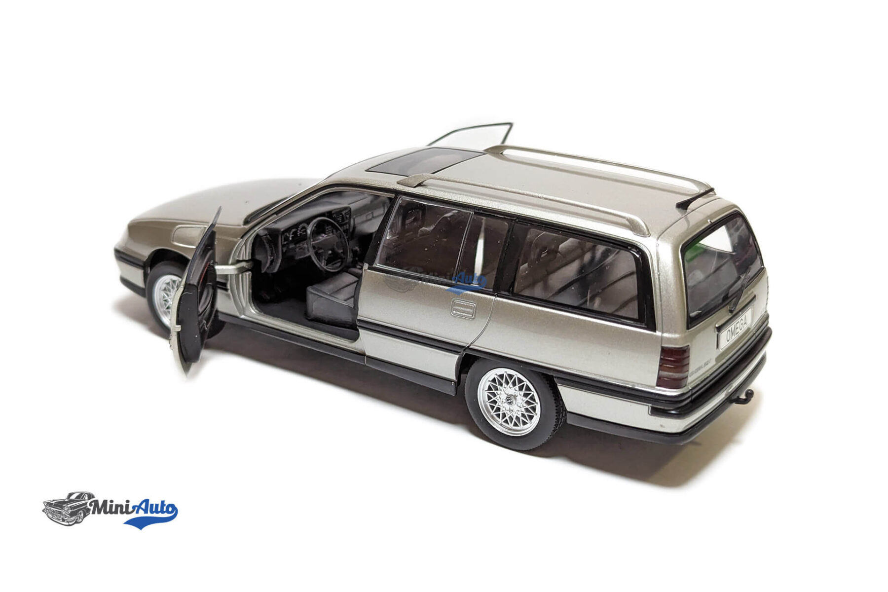 Opel Omega A2 Caravan - 1990 - Gray - Image 4