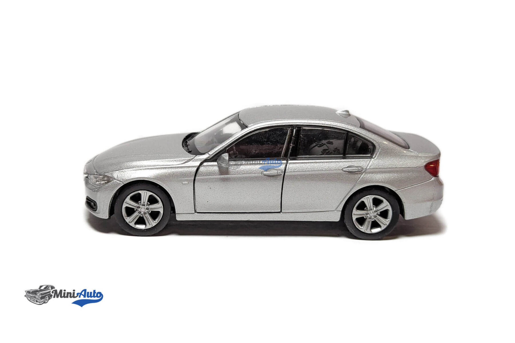 BMW 335i - 2012 - Silver - 1:34-1:39 - Image 11