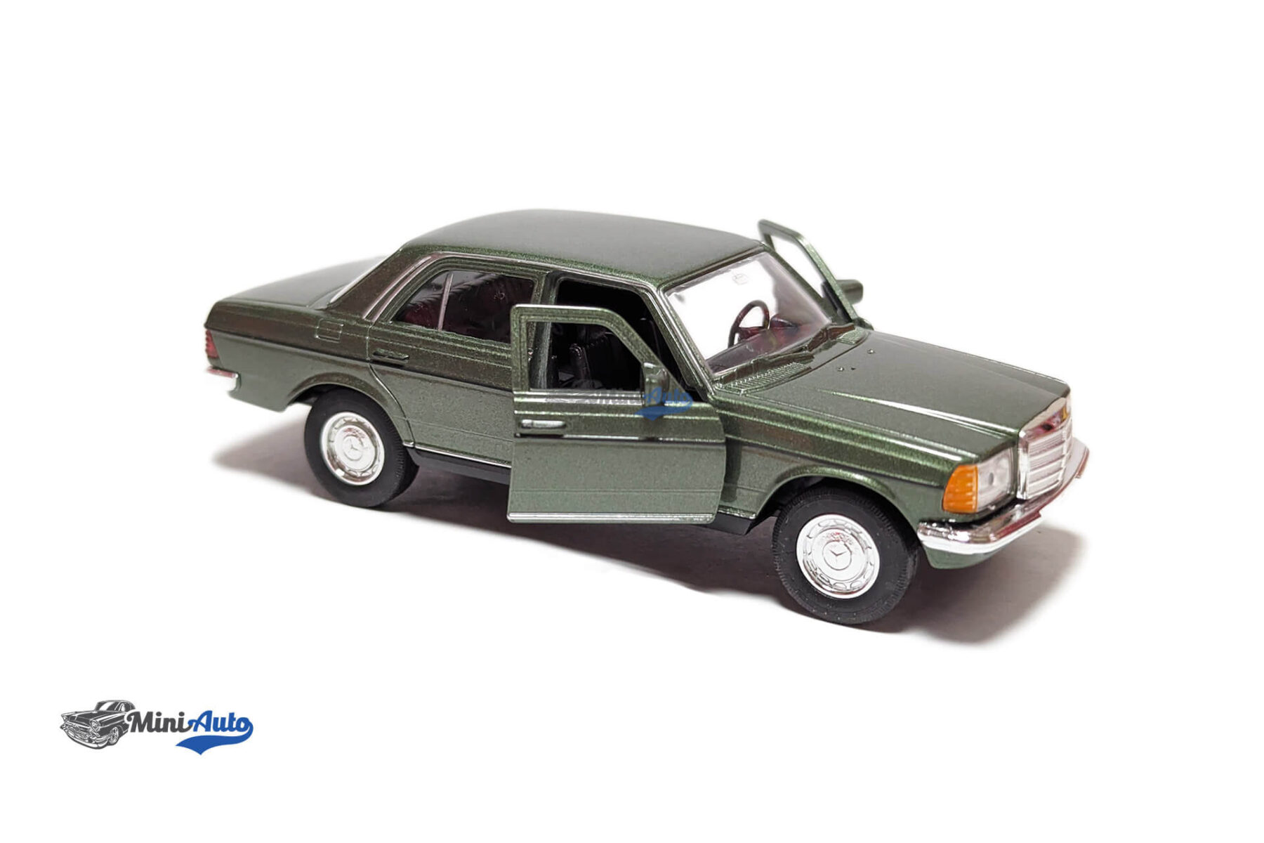 Mercedes-Benz E-Class W123 - 1981 - Green - 1:34-1:39 - Image 3