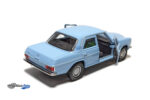 Mercedes-Benz 220 - 1965 - Light blue - 1:34-1:39 - Image 5