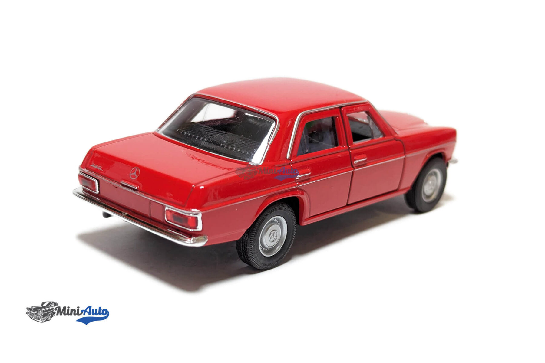 Mercedes-Benz 220 - 1965 - Red - 1:34-1:39 - Image 8