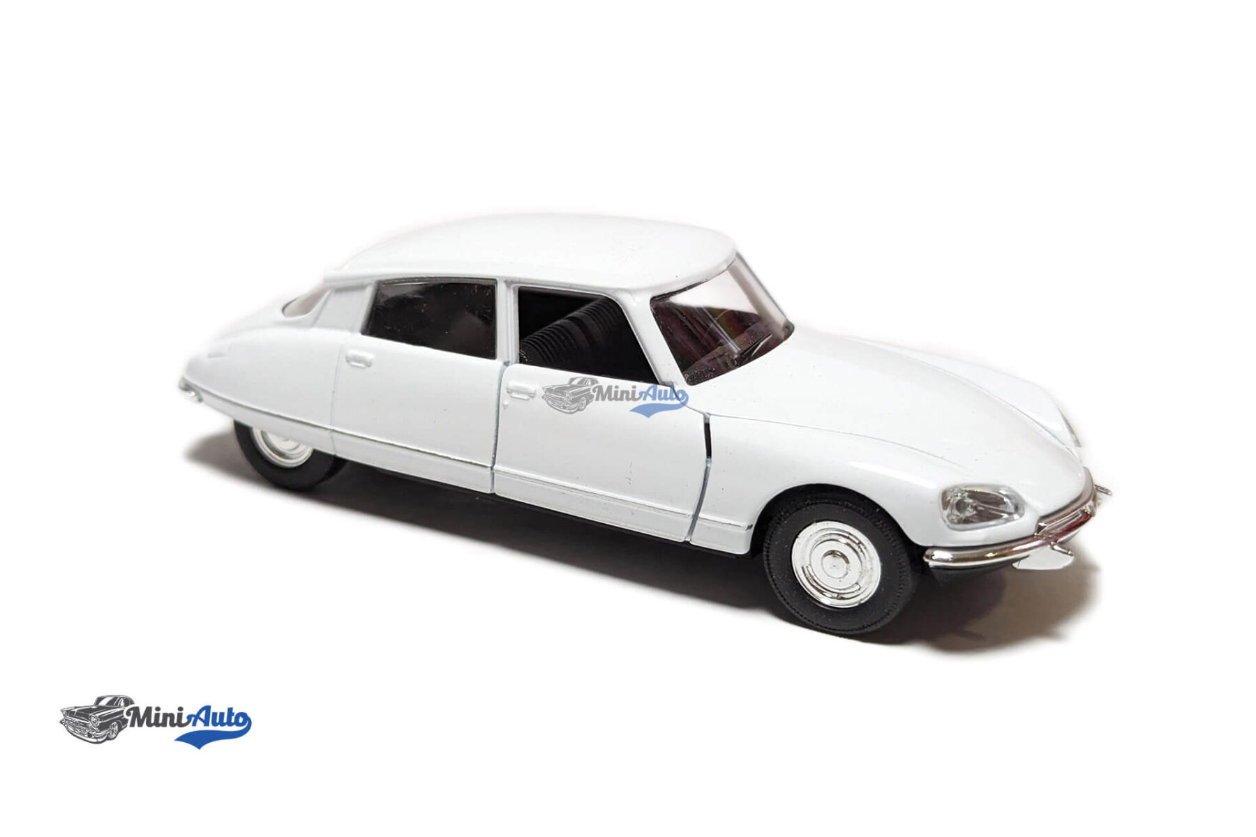 Citroen DS23 - 1973 - White - 1:34-1:39 - Image 7