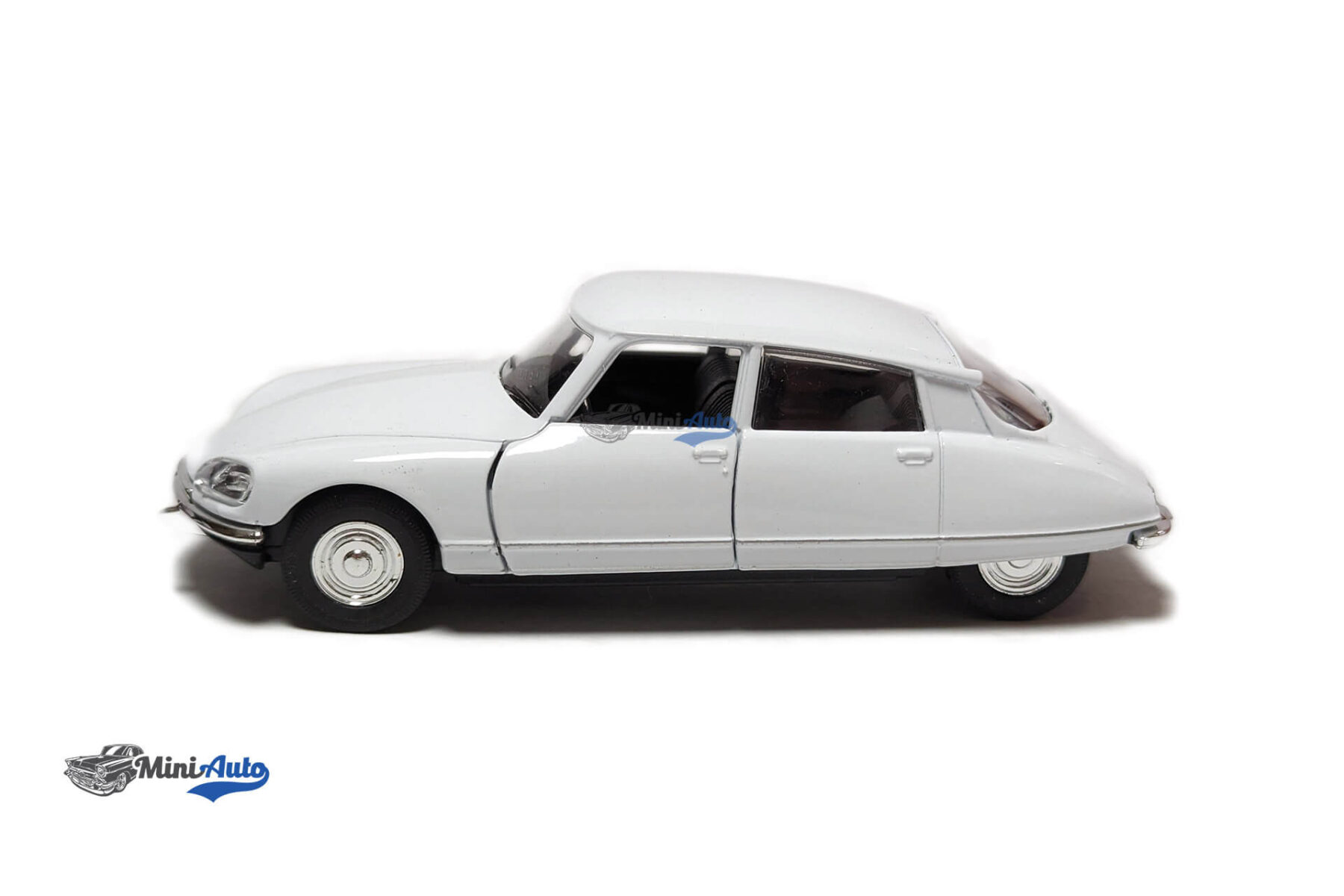 Citroen DS23 - 1973 - White - 1:34-1:39 - Image 10