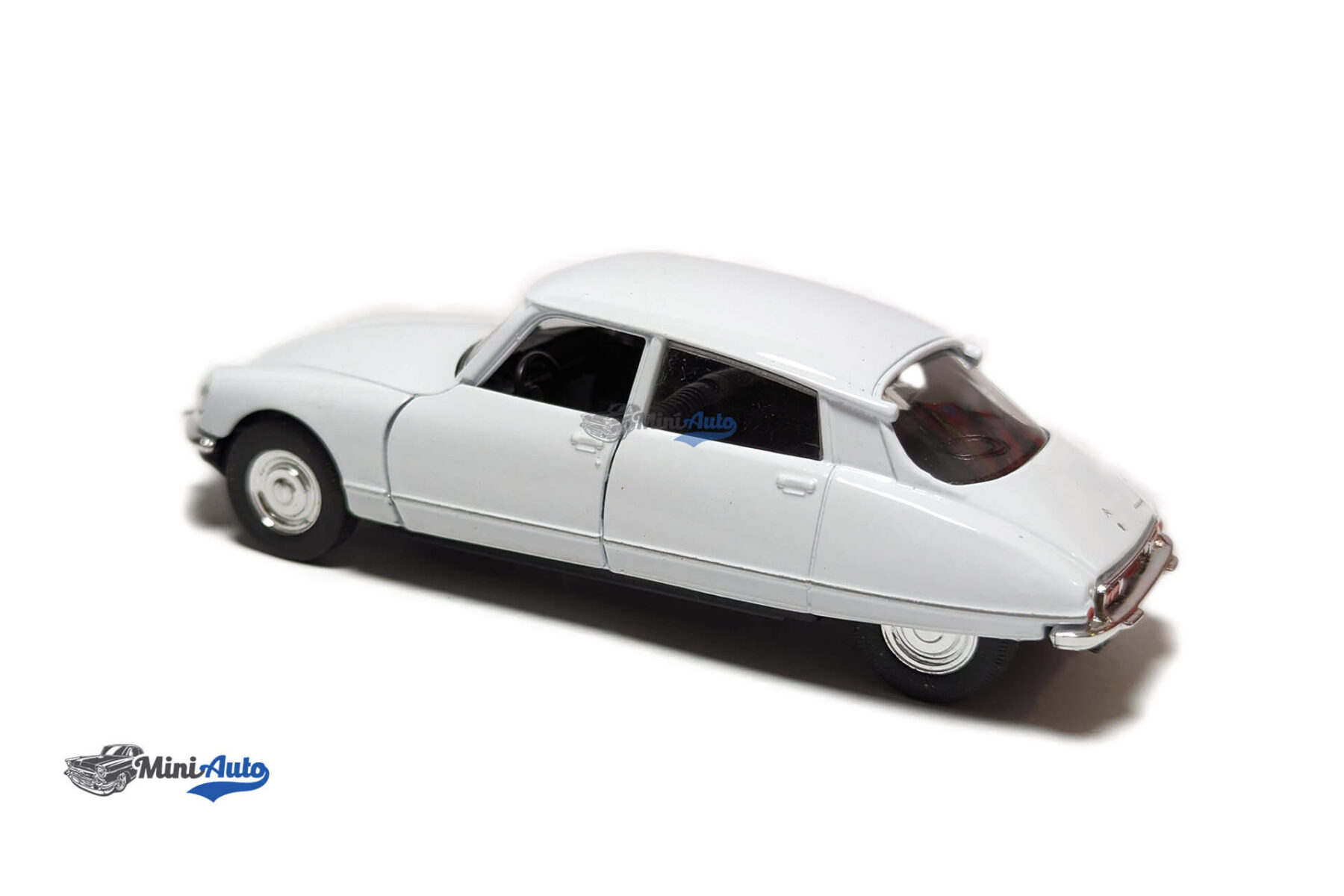 Citroen DS23 - 1973 - White - 1:34-1:39 - Image 9