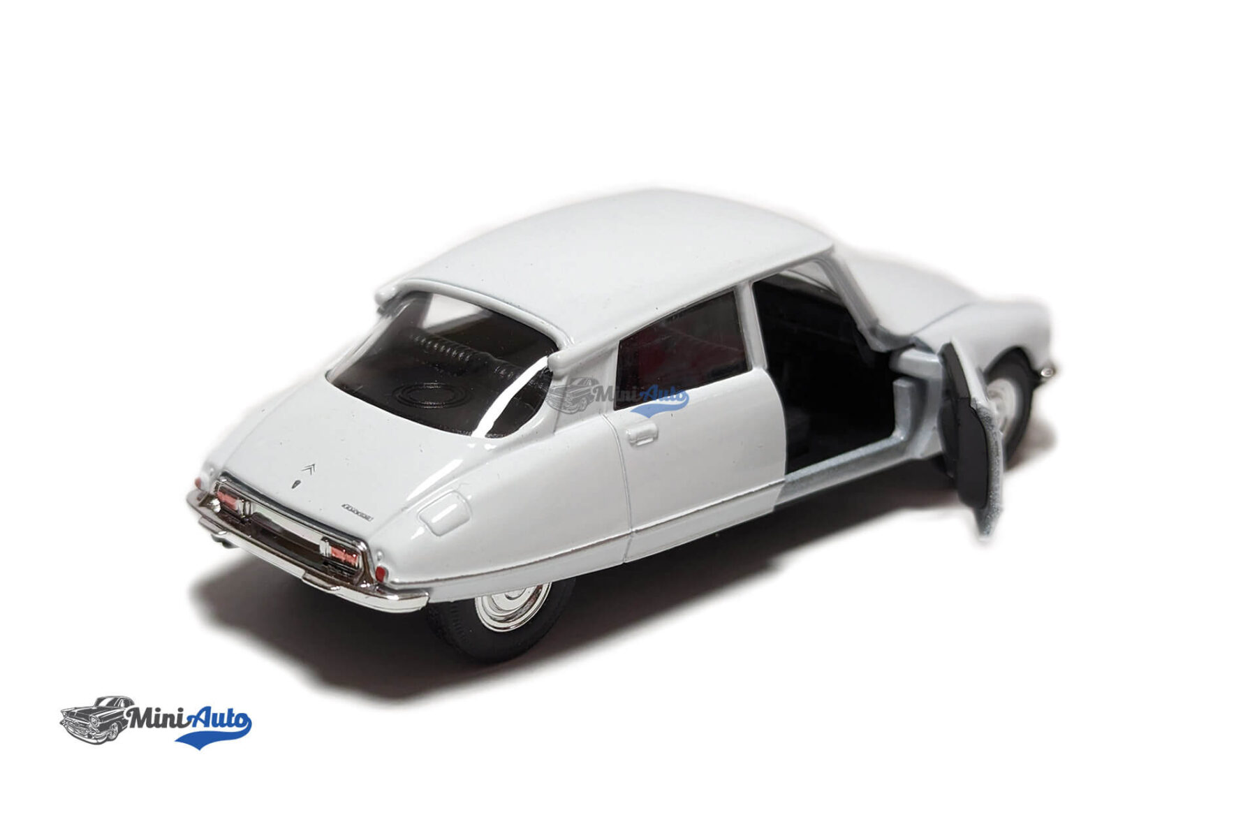 Citroen DS23 - 1973 - White - 1:34-1:39 - Image 5