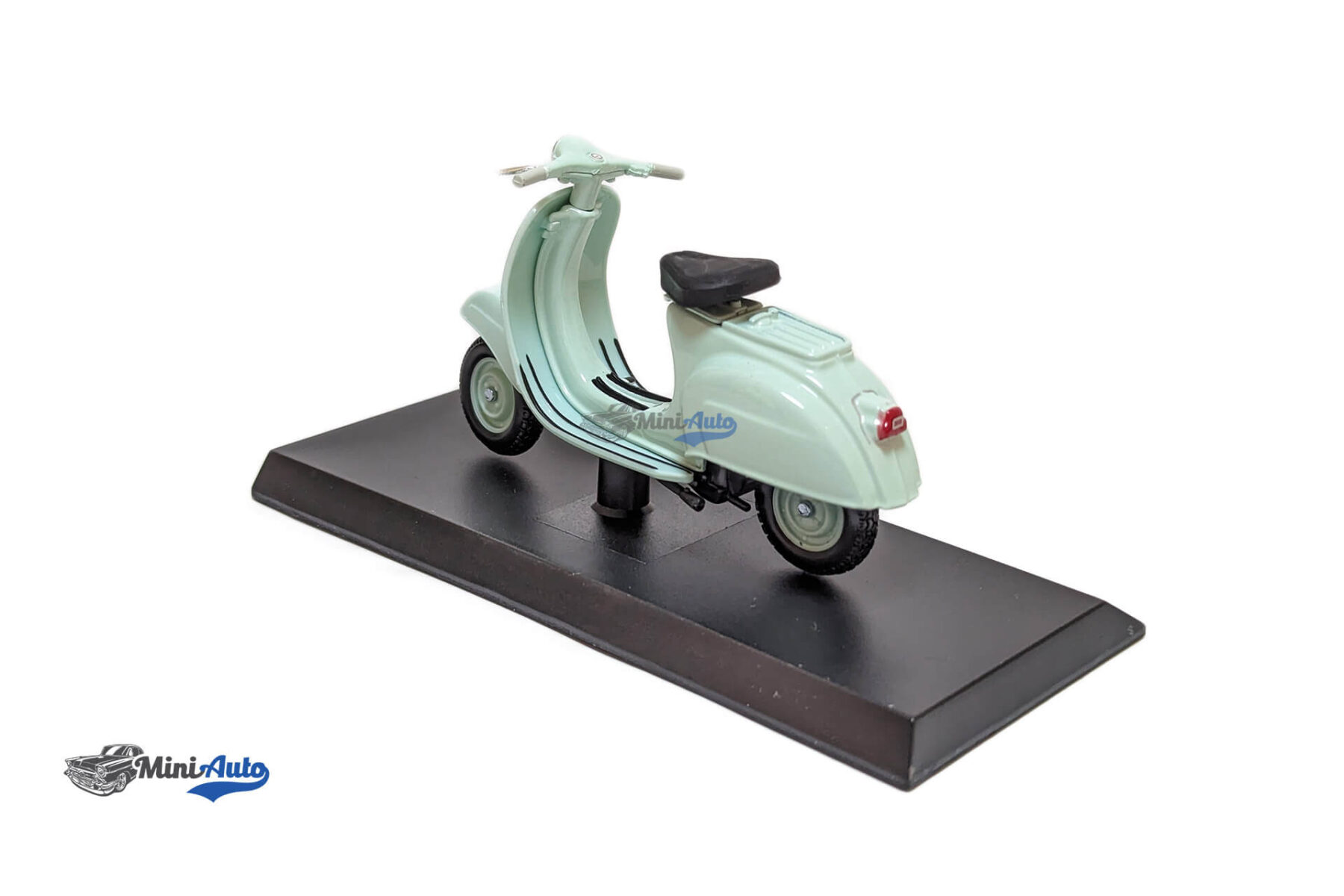 ALA0049---Piaggio---Vespa-50----1963---Light-Green_5 Piaggio - Vespa 50  - 1963 - Light Green - Image 7