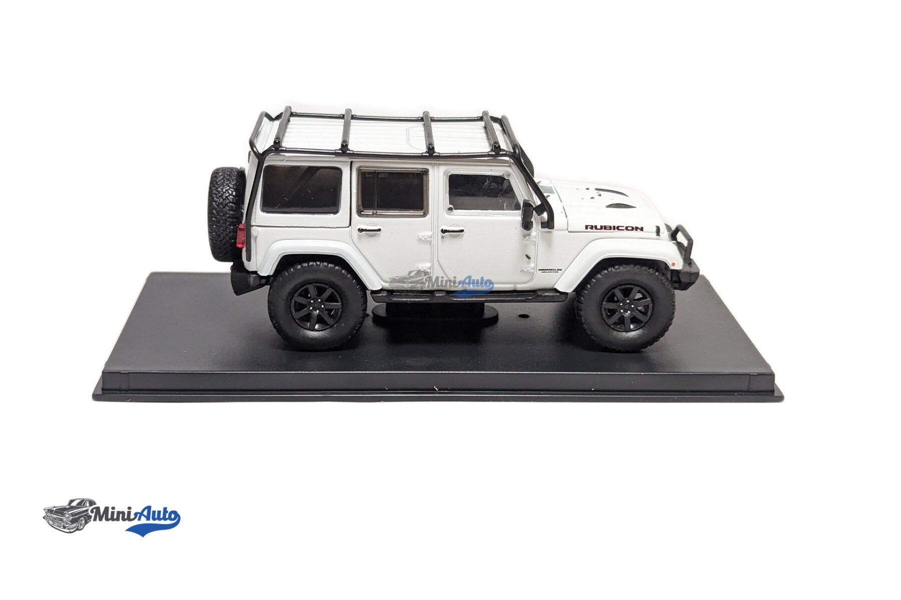 Jeep Wrangler Unlimited Rubicon X with Off-Road Parts Jeep Official Badge of Honor The Rubicon Trail Lake Tahoe California - 2014  - White - Image 3