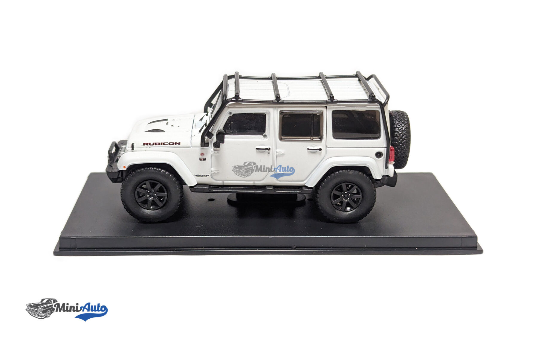 Jeep Wrangler Unlimited Rubicon X with Off-Road Parts Jeep Official Badge of Honor The Rubicon Trail Lake Tahoe California - 2014  - White - Image 2