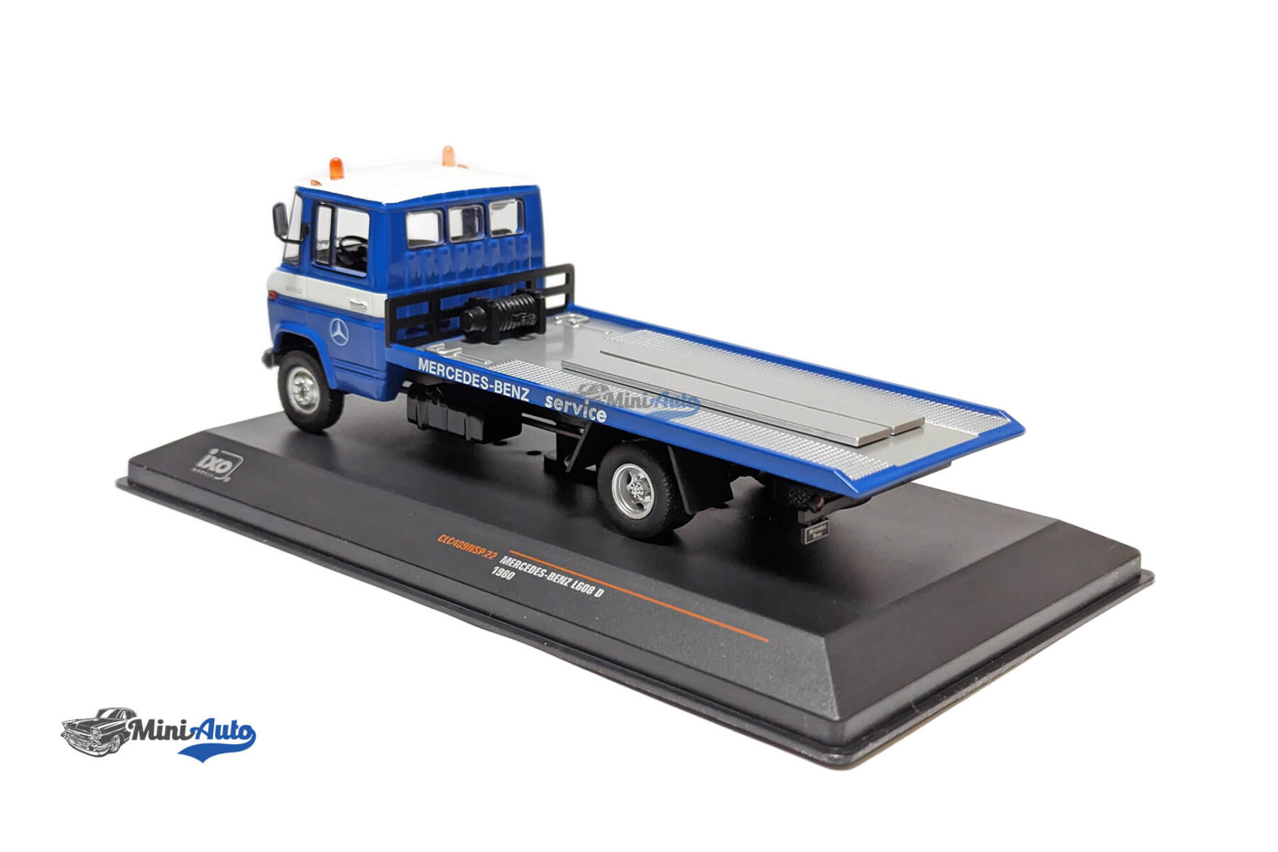 Mercedes-Benz L 608 D service - 1980 - Blue - Image 6