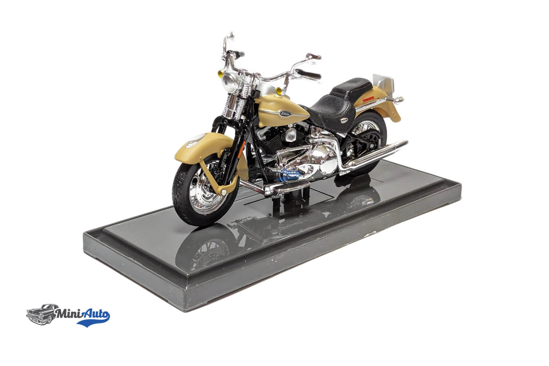 Harley Davidson FLHTCUI Ultra Classic Electra Glide - 2005 - Beige - Image 4