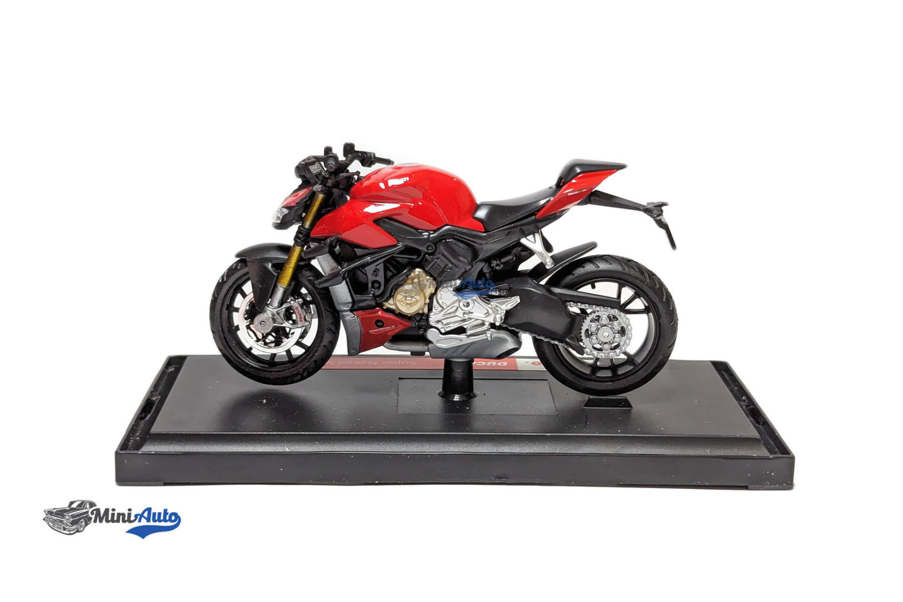 Ducati super Naked V4S - 2020 - Red - Image 2