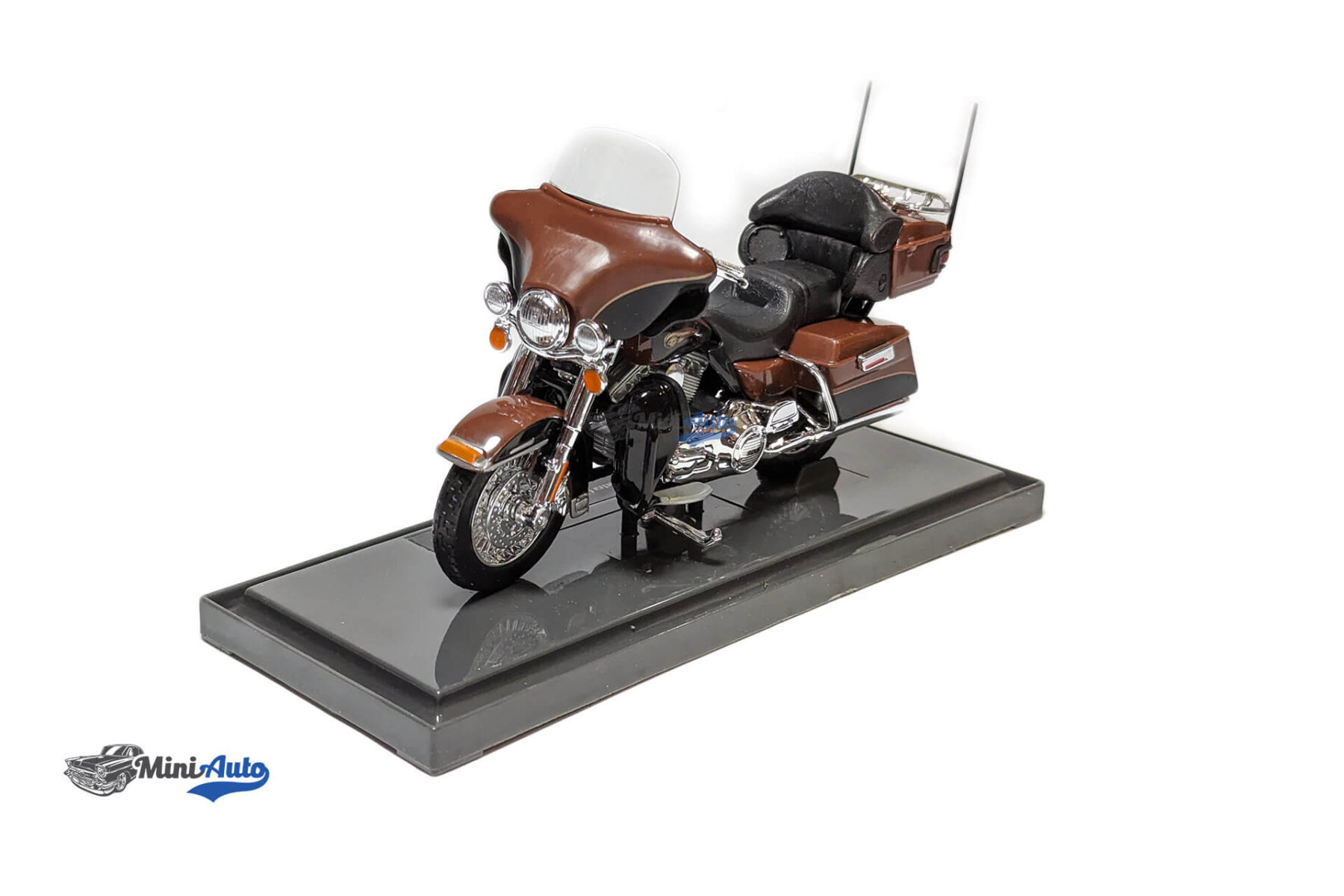 Harley Davidson FLHTK Electra Glide Ultra Limited - 2013 - Brown - Image 4
