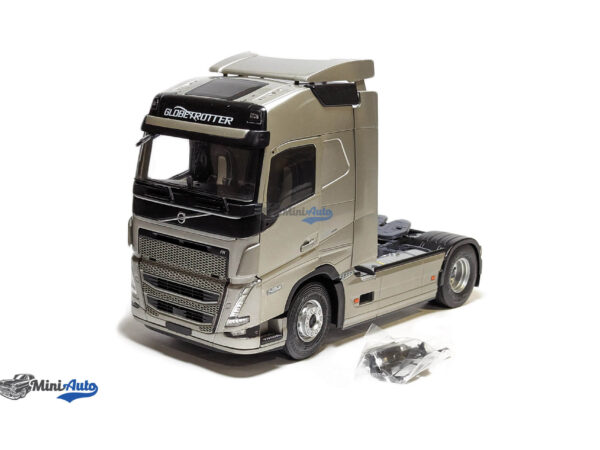 Volvo FH Globetrotter Xl - 2021 - Light Grey