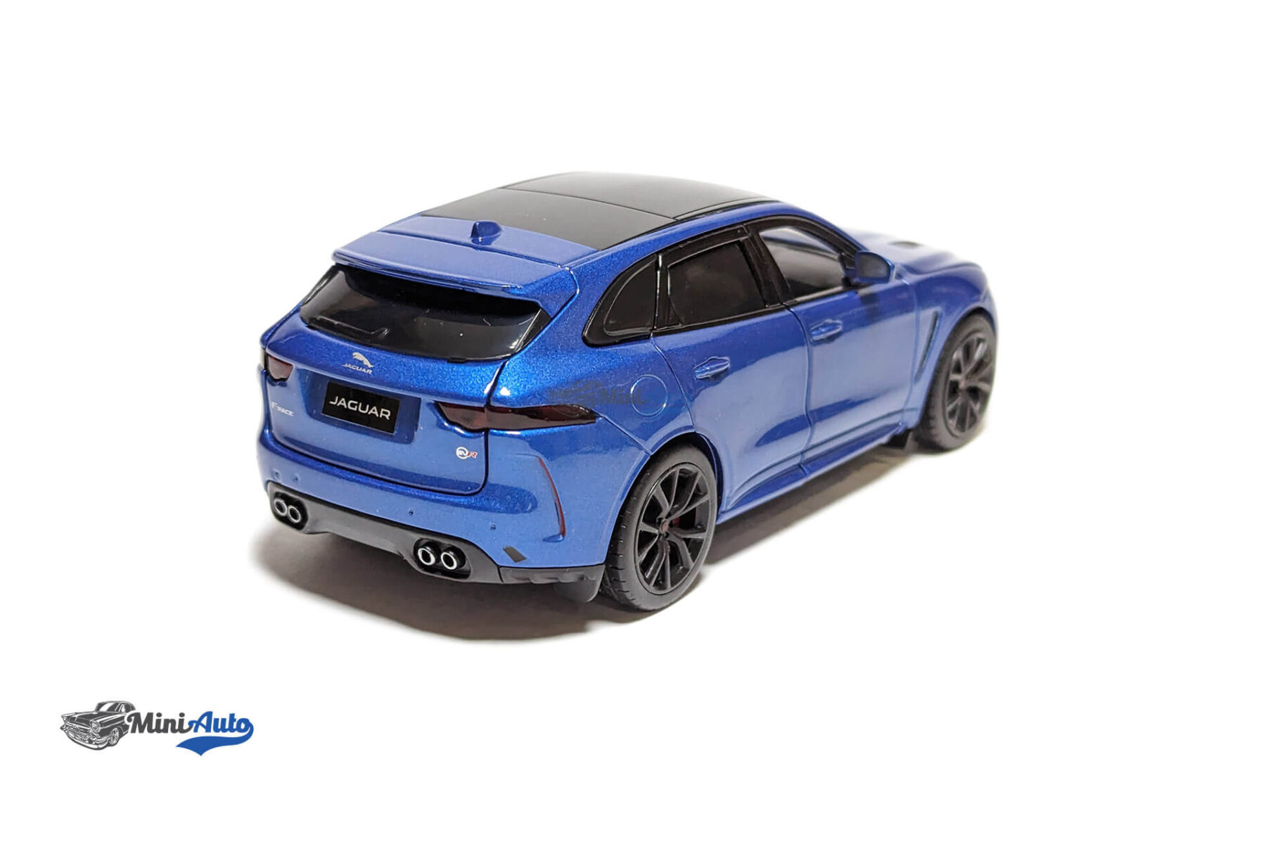 Jaguar F-Pace - 2018 - Blue - Image 9