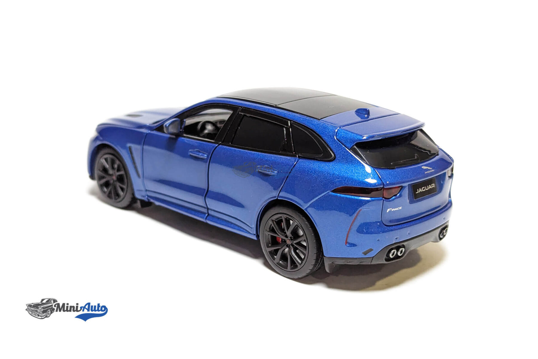 Jaguar F-Pace - 2018 - Blue - Image 8