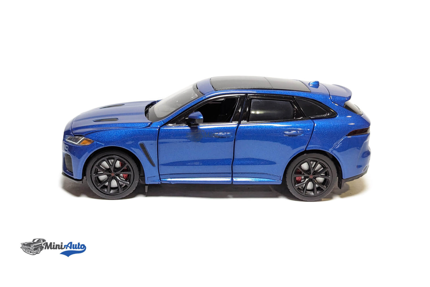 Jaguar F-Pace - 2018 - Blue - Image 10