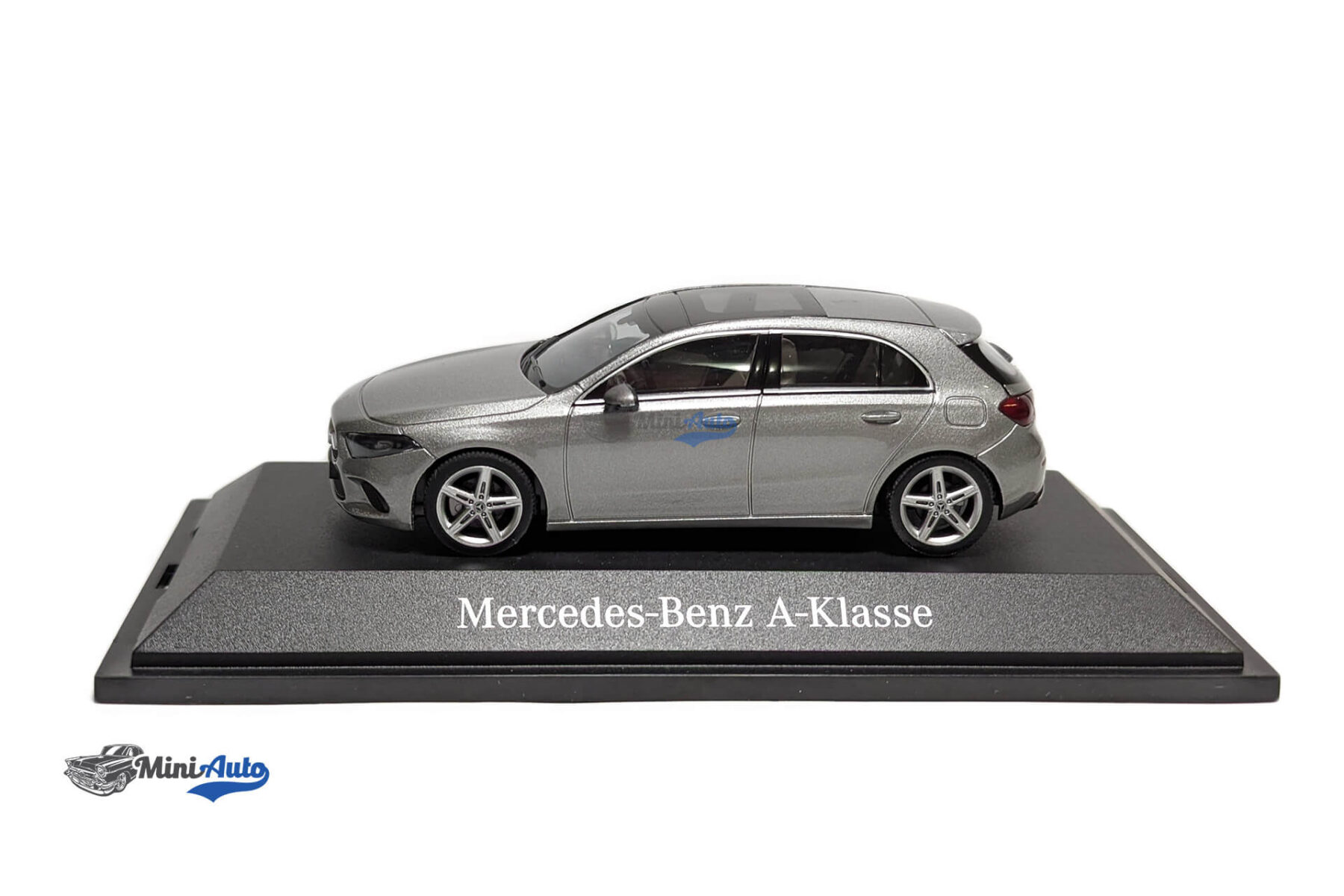 Mercedes-Benz A-Class (W177) - 2018 - Silver - Image 2