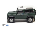 Land Rover Defender Short Base - Green - Image 2