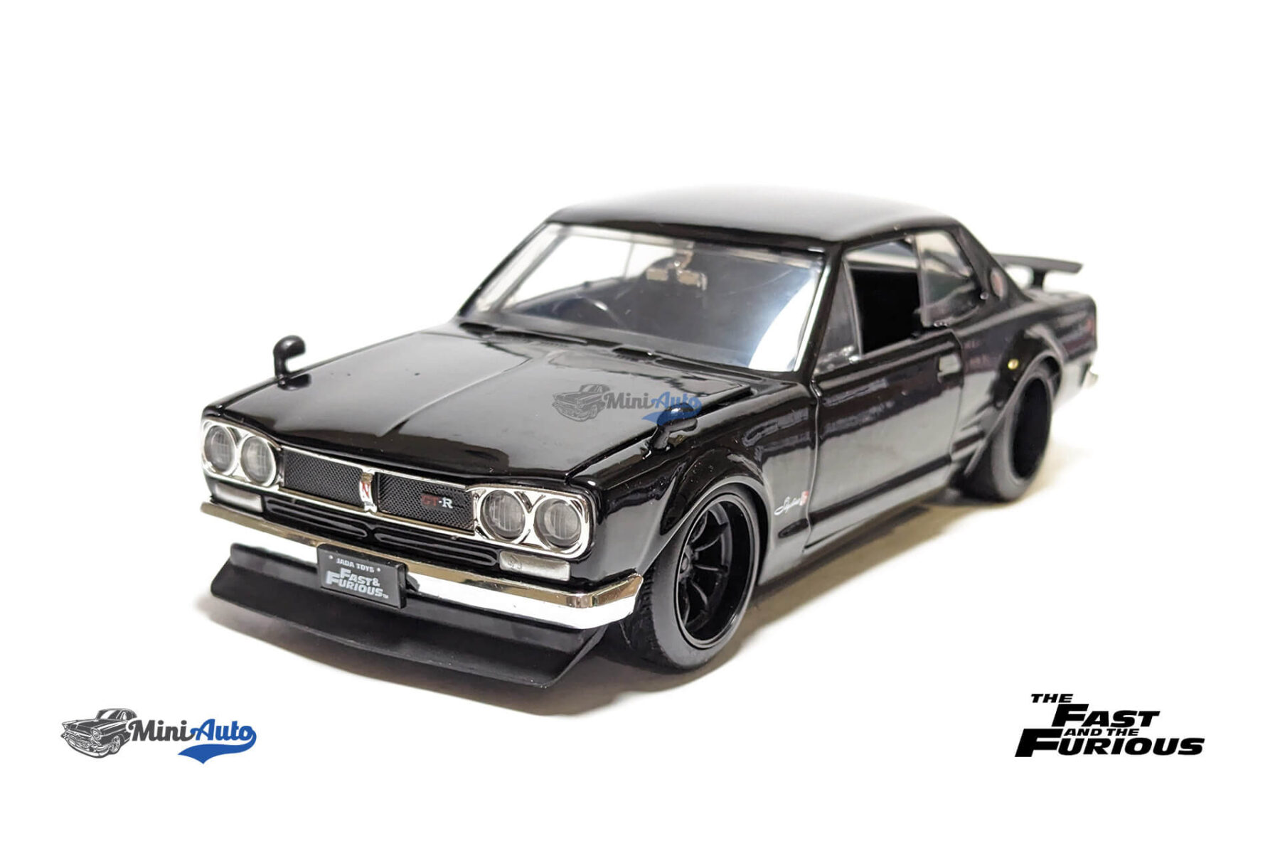 Brian’s classic Nissan Skyline GT-R Fast & the Furious - 2000 - Black - Image 4