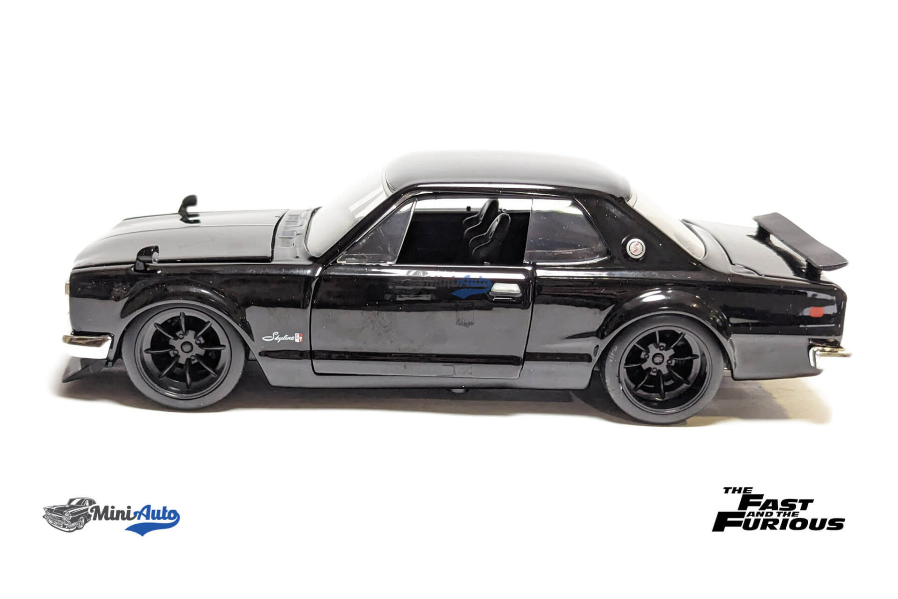Brian’s classic Nissan Skyline GT-R Fast & the Furious - 2000 - Black - Image 5