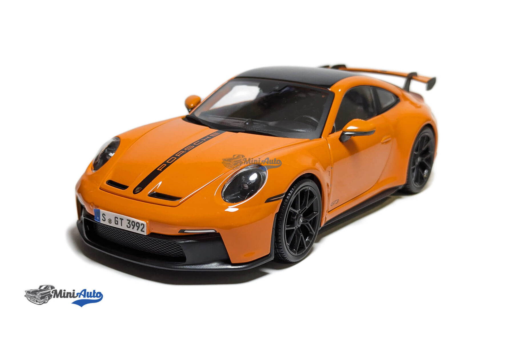 Porsche 911 (992) GT3 – 2022 – Orange - Image 4