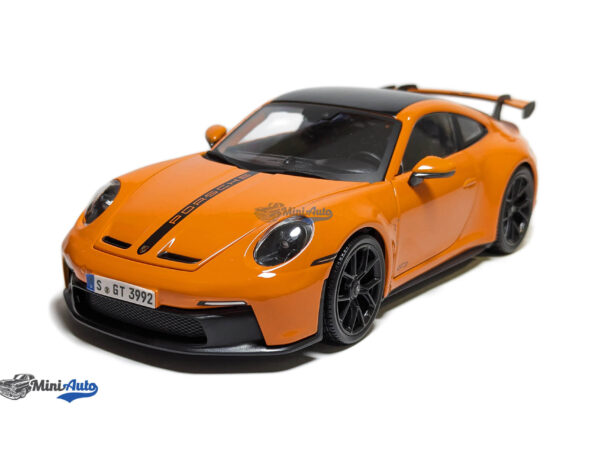 Porsche 911 (992) GT3 – 2022 – Orange