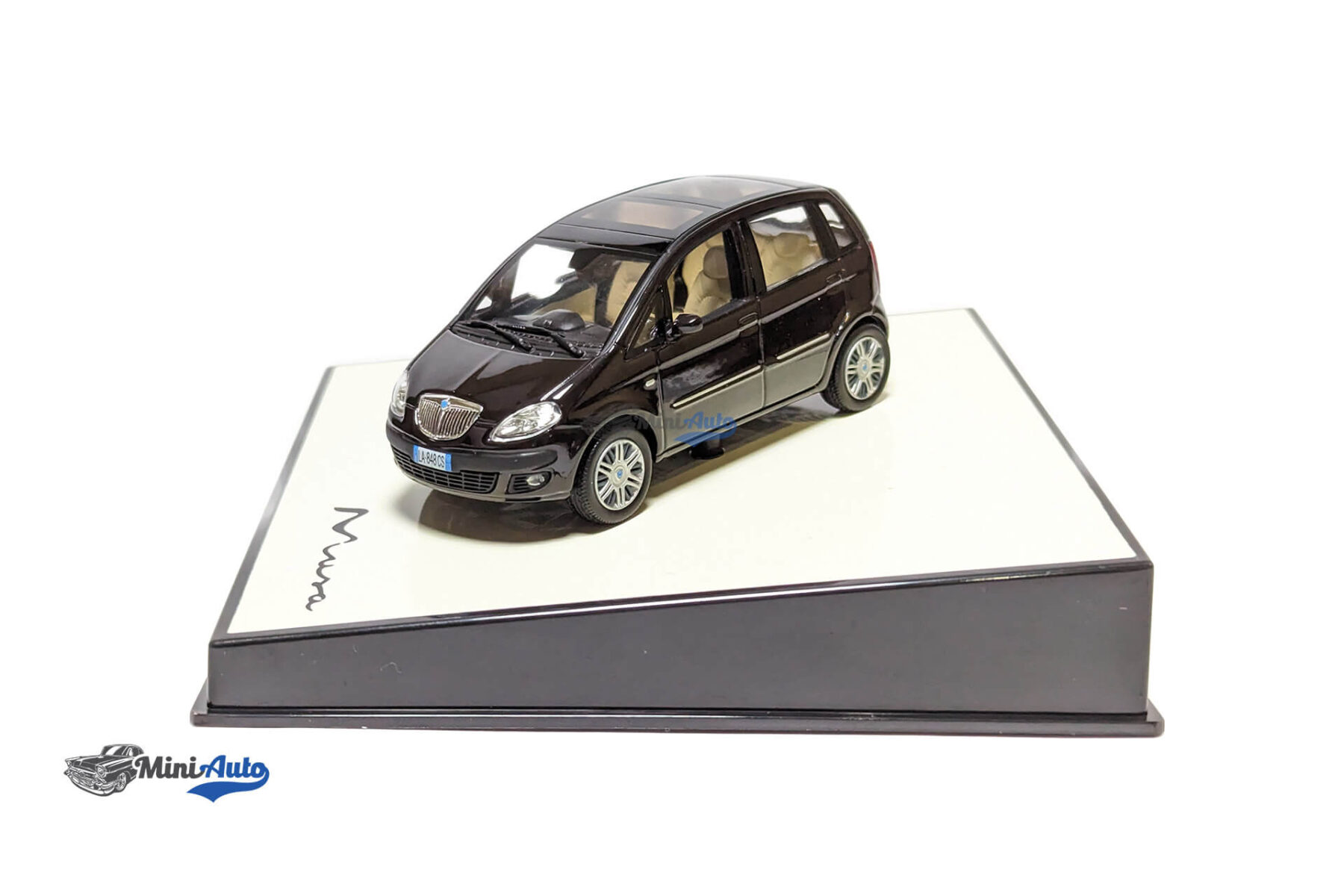 Lancia Musa - Black - Image 3