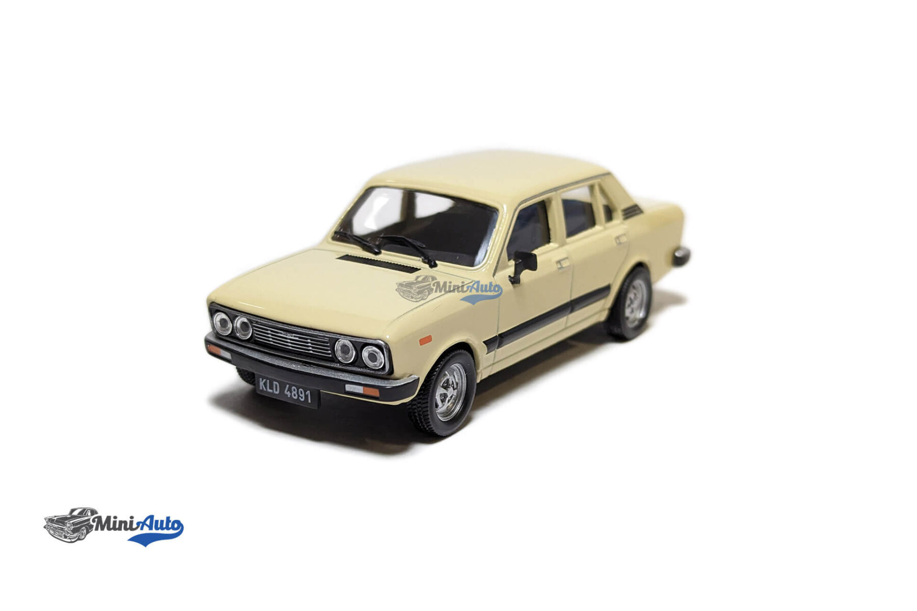 Fiat 132P Polish cars - Cream - Image 3
