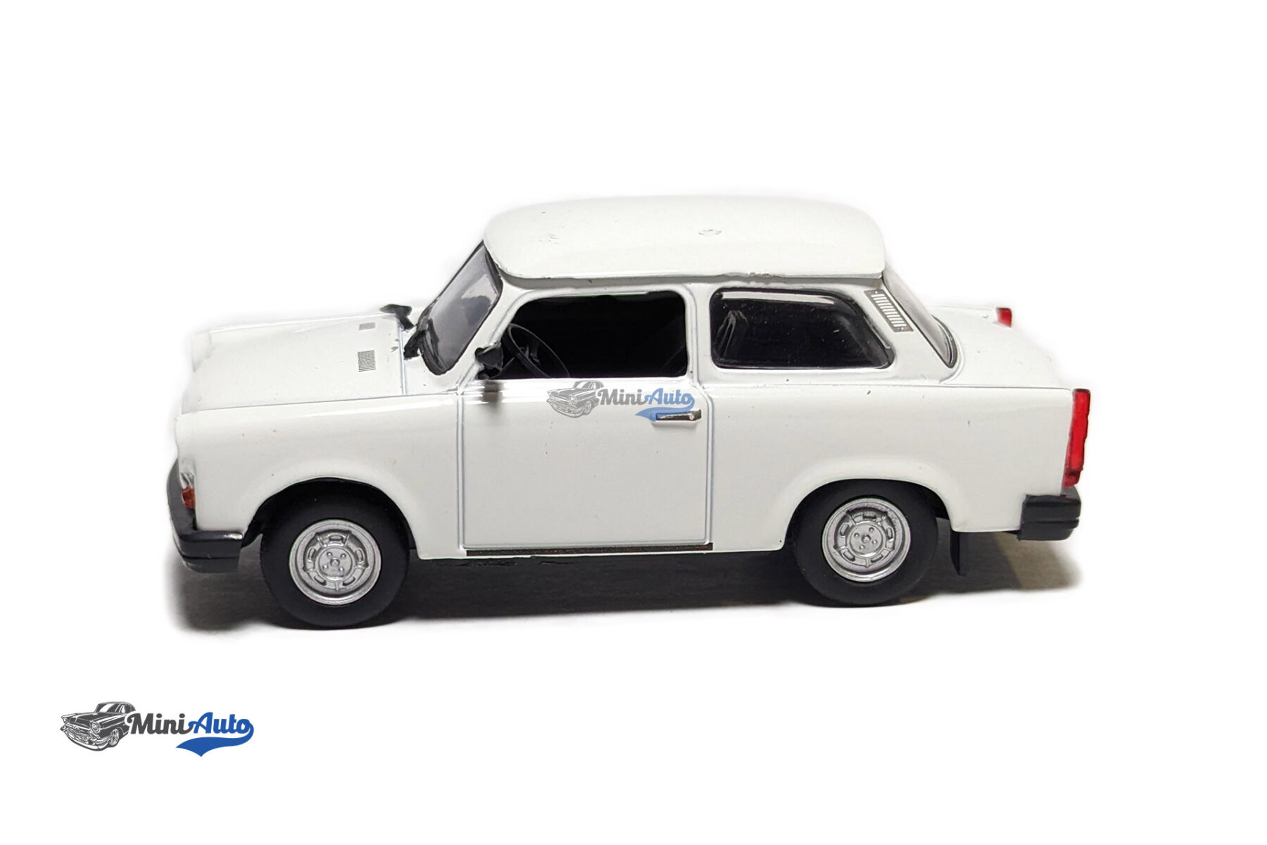Trabant 1.1 Limousine - White - Image 2