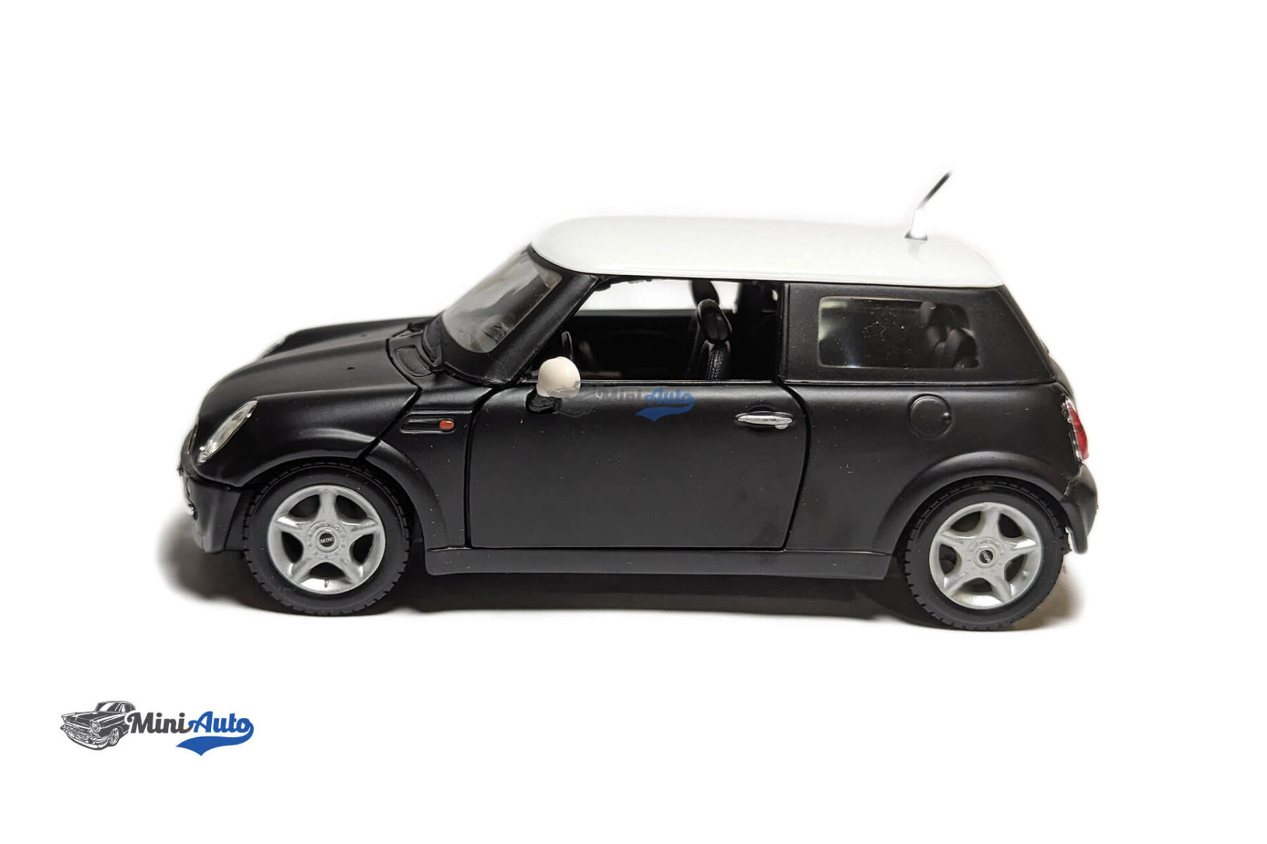 Mini Cooper - Black - Image 6