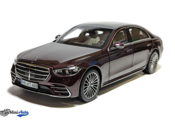 Mercedes-Benz  S-Class AMG Line  - 2021 - Dark Red