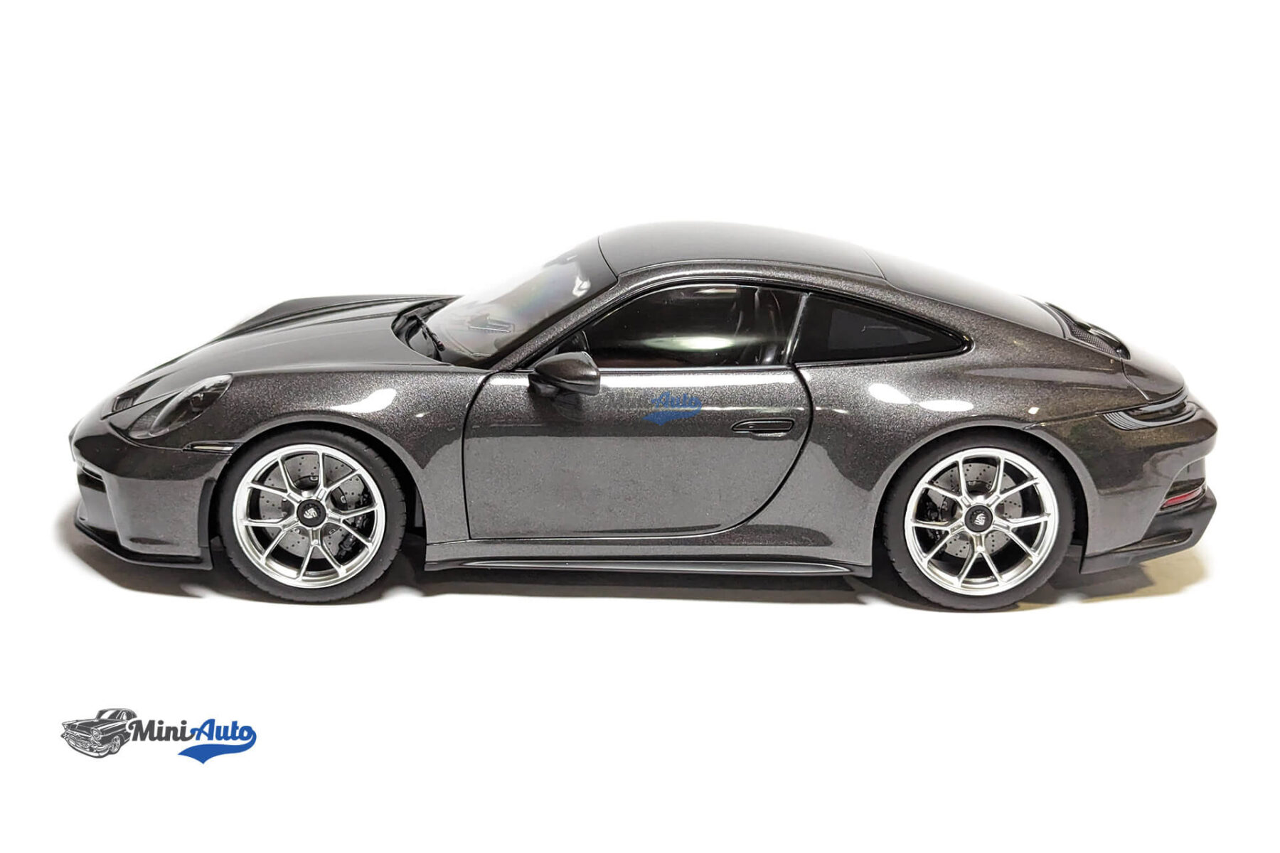 Porsche 911 992 GT3 Coupe Touring Package -  2021 - Grey - Image 6