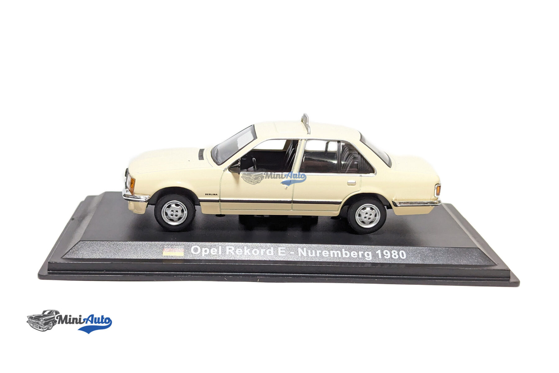 Opel Record E TAXI Nuremberg 80 - White - Image 2
