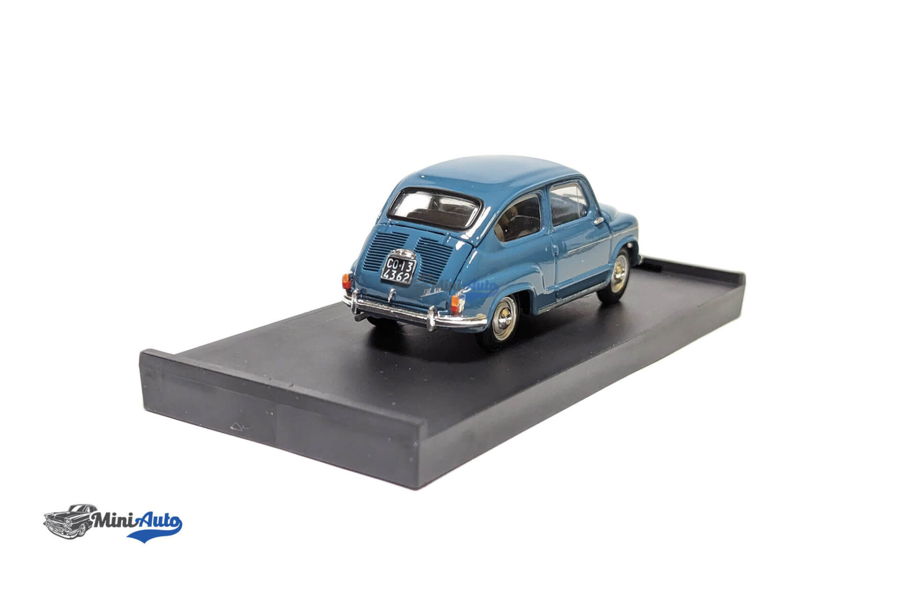 Fiat 600D Berlina 1960 - Blue - Image 4