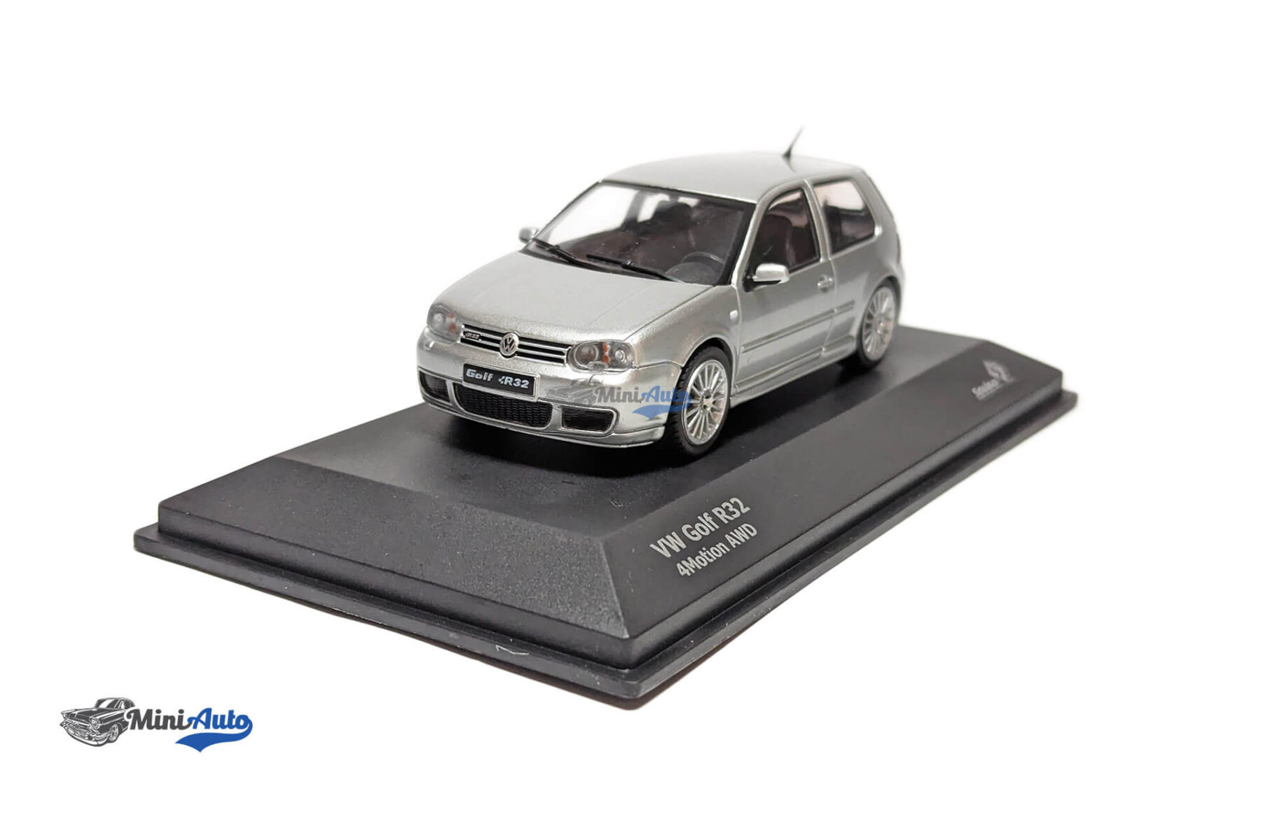 Volkswagen Golf IV R32 - 2003 - Grey - Image 3