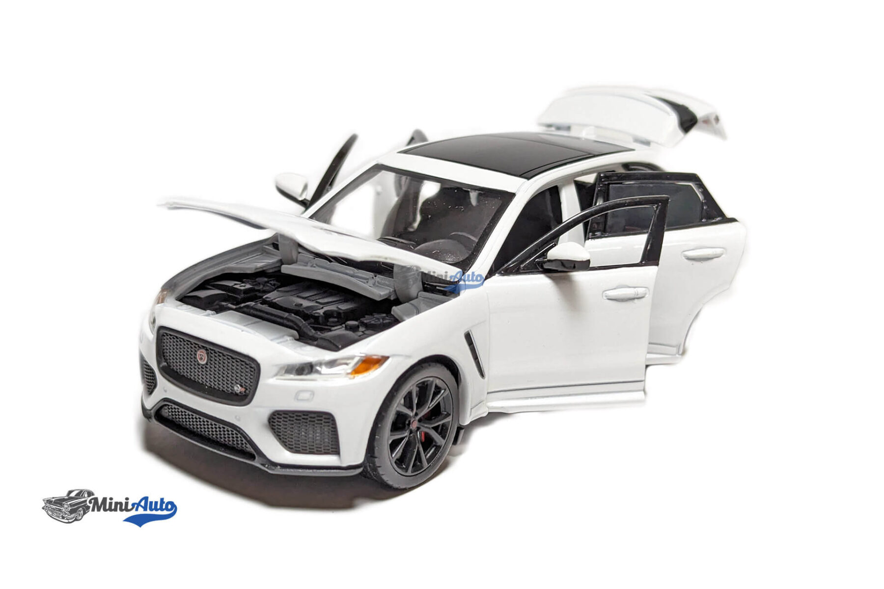 Jaguar F-Pace - 2018 - White - Image 2