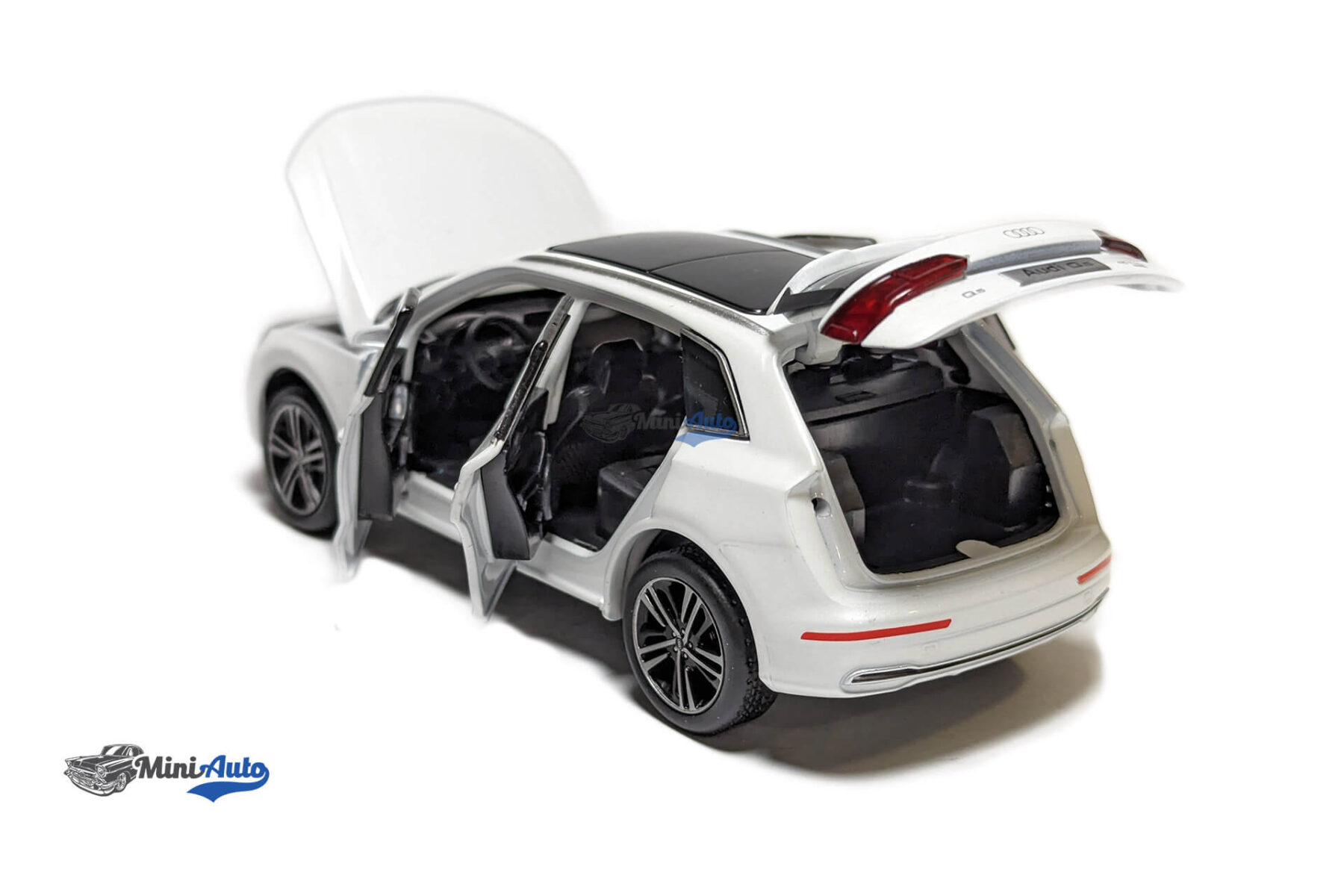 Audi Q5 - 2017 - White - Image 4