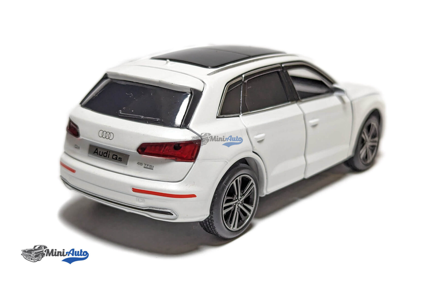 Audi Q5 - 2017 - White - Image 9