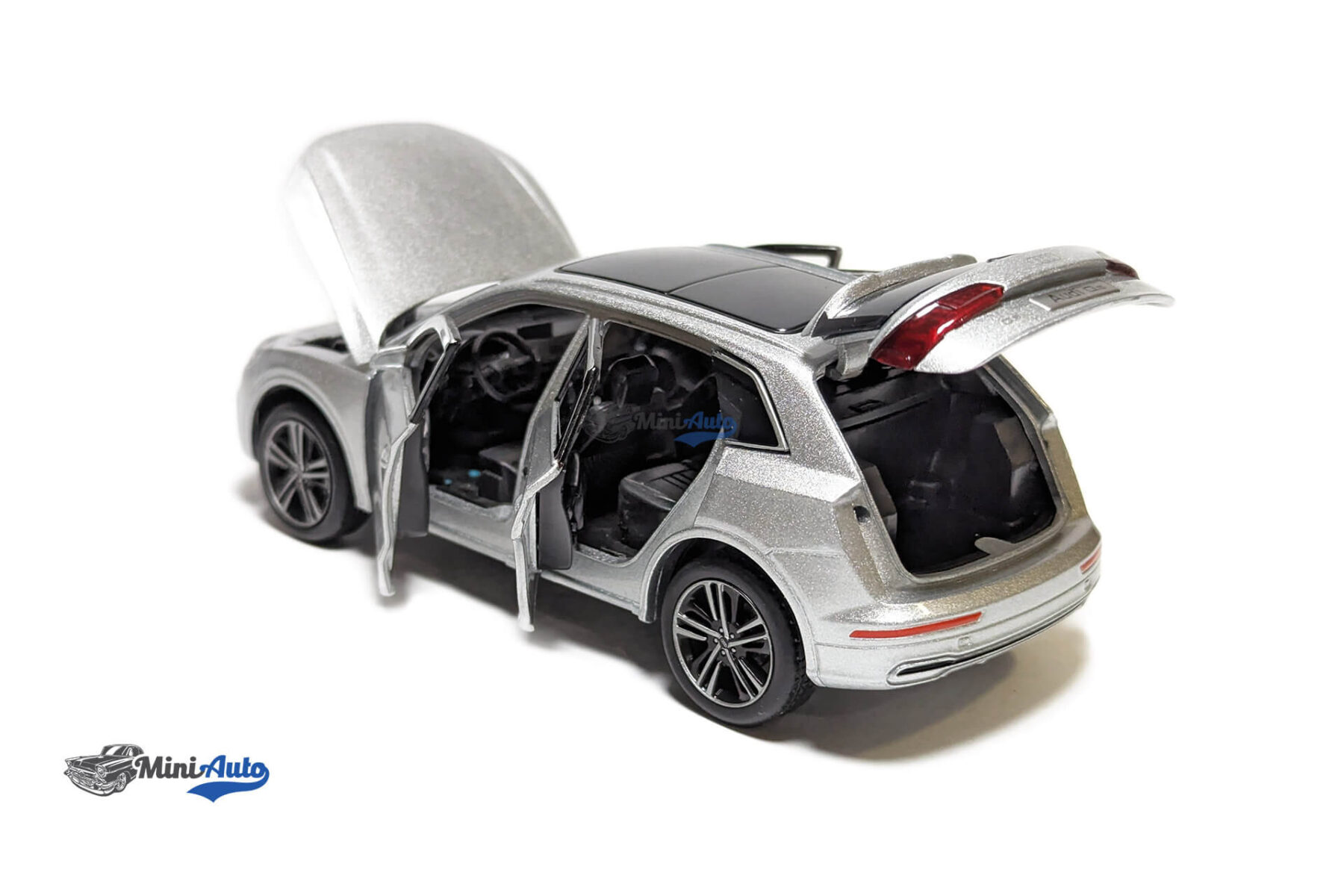 Audi Q5 - 2017 - Silver - Image 4