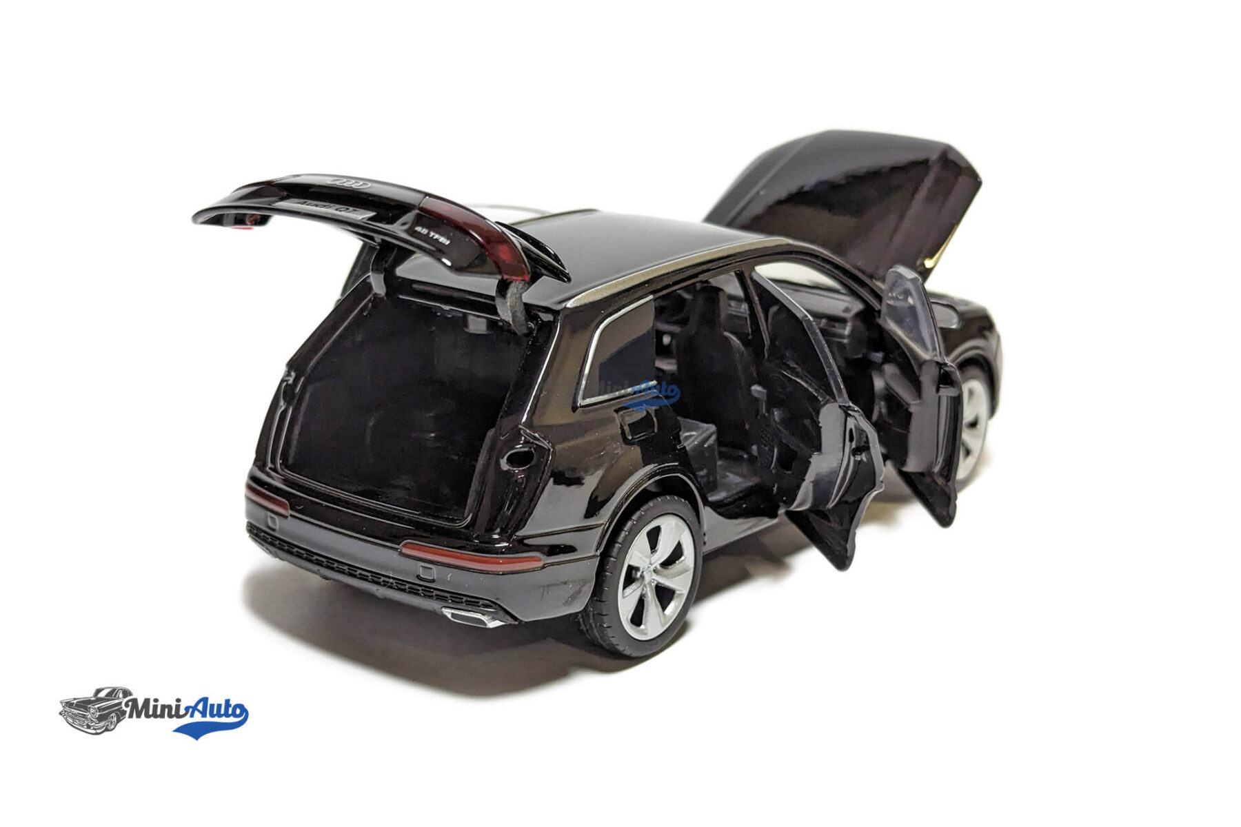 Audi Q7 - 2017 - Black - Image 5