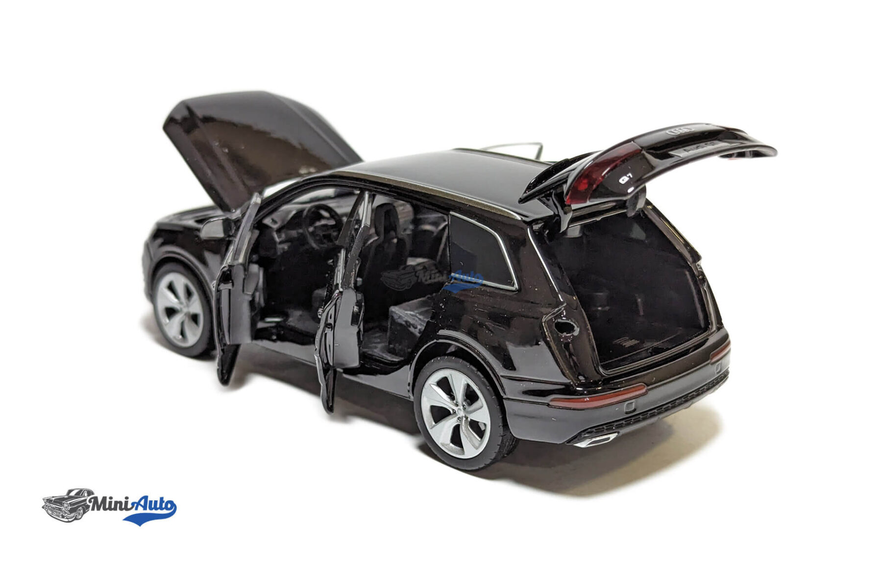 Audi Q7 - 2017 - Black - Image 4