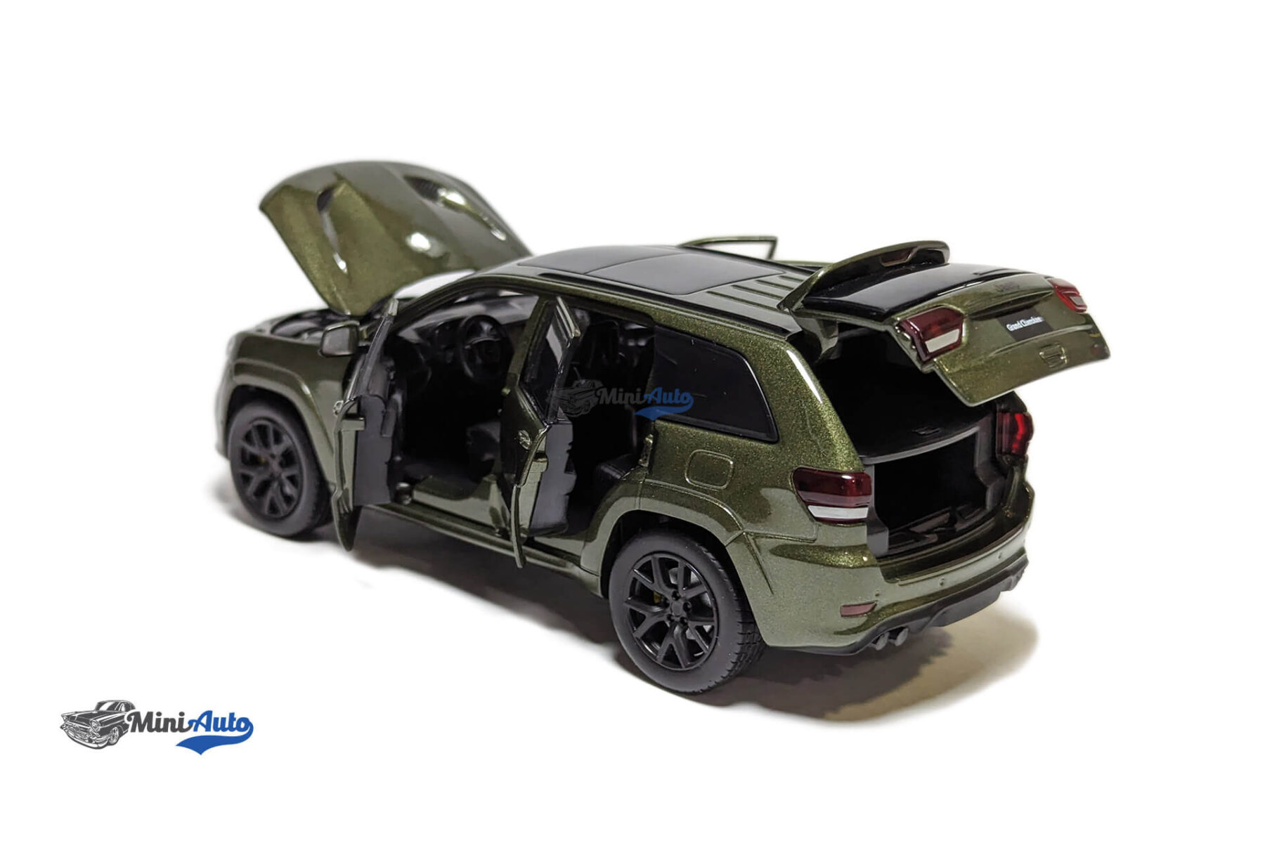 TAY32170013---Jeep-Grand-Cherokee-–-2016-–-Green_11 Jeep Grand Cherokee – 2016 – Green - Image 4