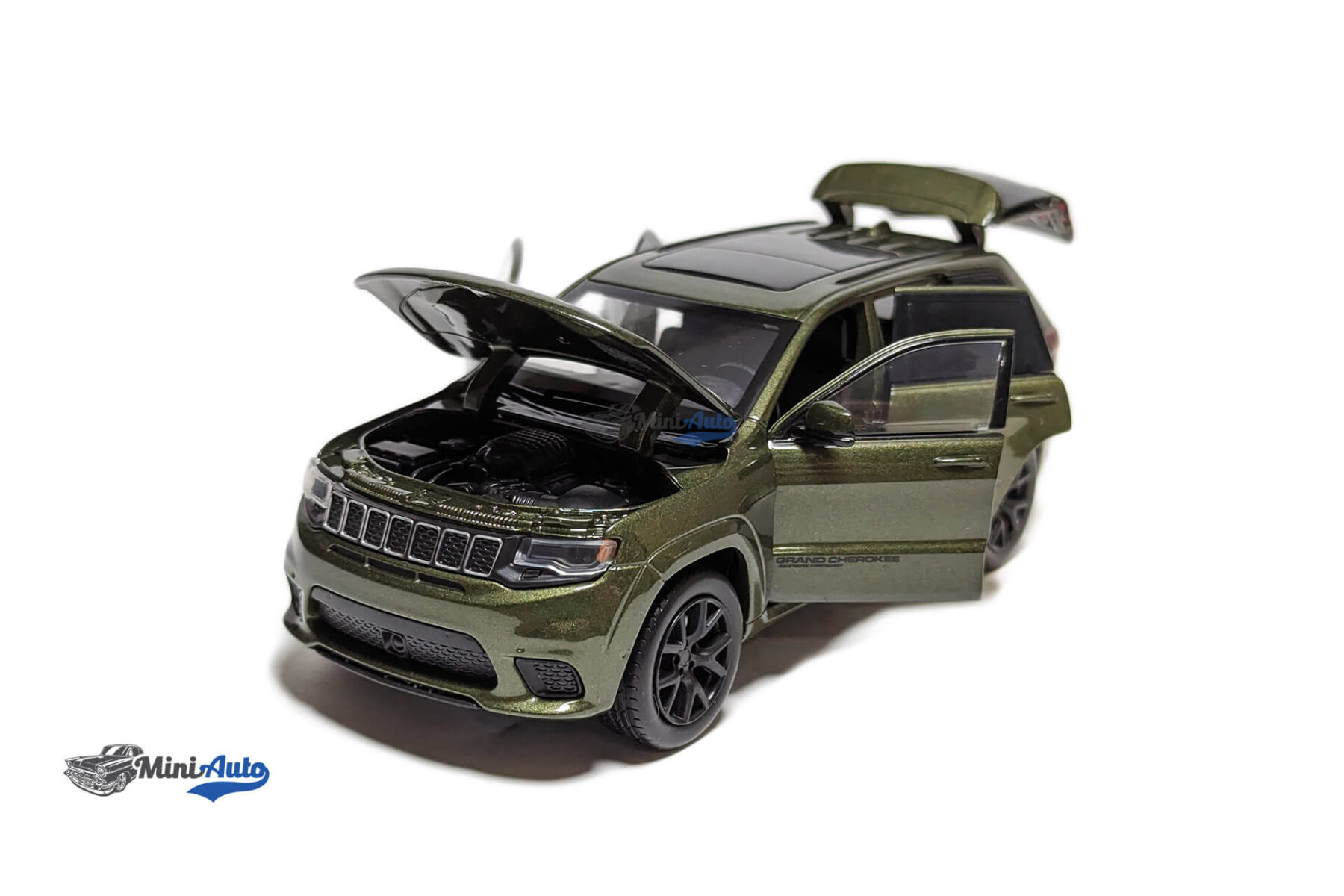 TAY32170013---Jeep-Grand-Cherokee-–-2016-–-Green_8 Jeep Grand Cherokee – 2016 – Green - Image 2